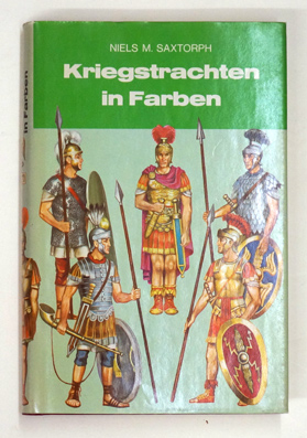 Kriegstrachten in Farbe