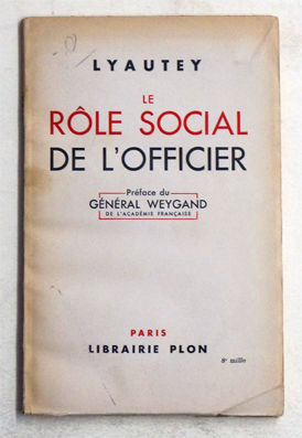 Le role social de l'officier.