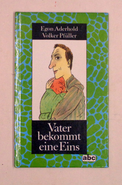 Vater bekommt eine Eins
