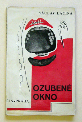 Ozubene okno (1926-1929)