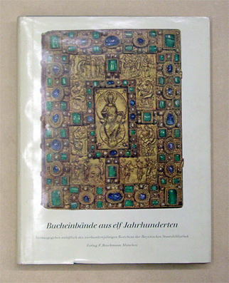 Bucheinbände aus elf Jahrhunderten