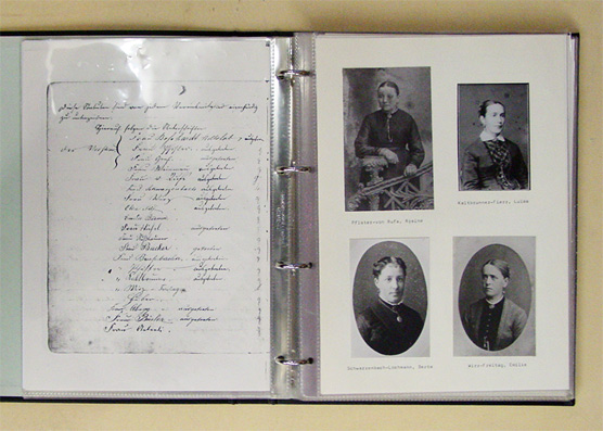 Frauen-Verein Erlenbach. Von den Anfängen. Privater Ordner mit Sammelmäppli.