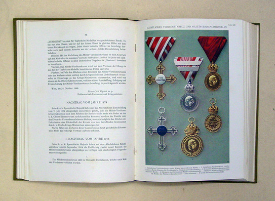 Ehrenbuch der österreichisch-ungarischen Wehrmacht (1. Bd., alles was erschienen)