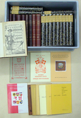 Archives heraldiques Suisse/  Hefte: I- CXXVI (1887 -2012, praktisch komplett)