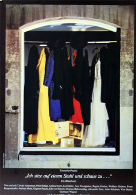 Plakat - Ich sitze auf einem Stuhl und schaue zu… Ein Bilderbuch. Ensemble Projekt - Theater am Neumarkt