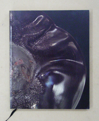 Broken Music. Artists`Recordworks.