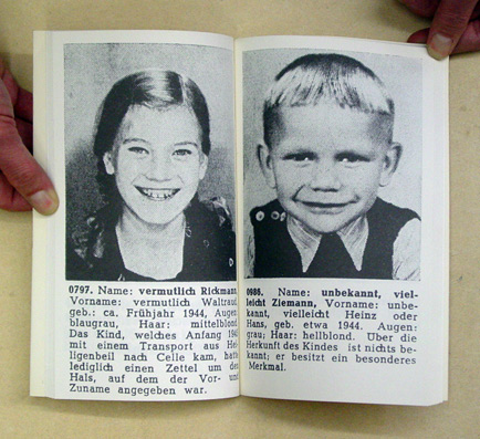 Diese Kinder suchen ihre Eltern