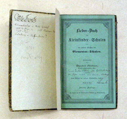 Lieder-Buch für Kleinkinder-Schulen und die untern Klassen der Elementar-Schulen mit Melodien, Gebeten, Bibelsprüchen [etc.]