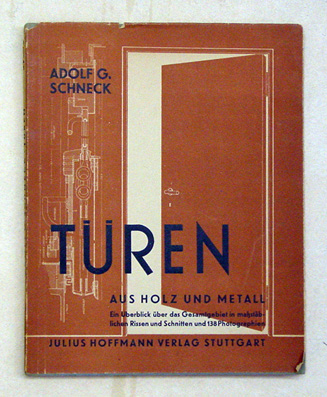 Türen aus Holz und Metall