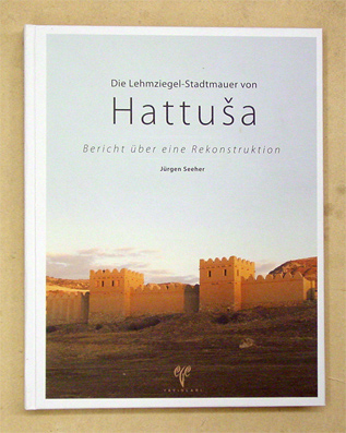 Die Lehmziegel-Stadtmauer von Hattusa
