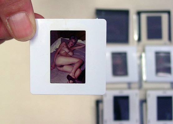 [Sammlung von 31 Diapositiven mit Aktfotografien]