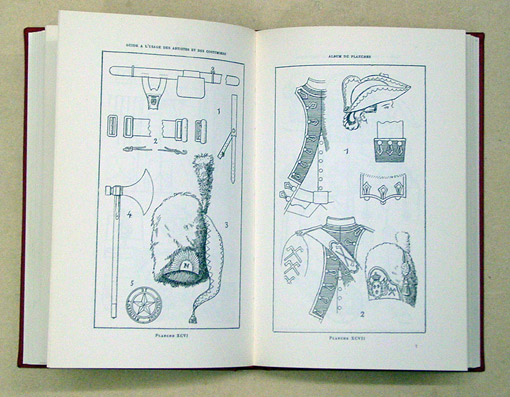 Album du guide à l’usage des artistes et des costumes publié en 1904 contenant la description Des Uniformes de l’Armée Française de 1780 à 1848