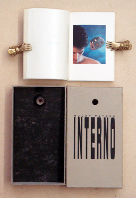Interno.