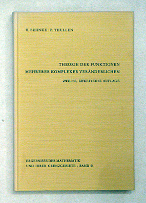 Theorie der Funktionen mehrerer komplexer Veränderlichen