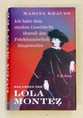 Ich habe dem starken Geschlecht überall den Fehdehandschuh hingeworfen.