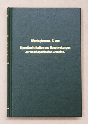 Versuch über die Verwandtschaften der homöopatischen Arzneien : nebst einer abgekürzten Uebersicht ihrer Eigenthümlichkeiten und Hauptwirkungen.