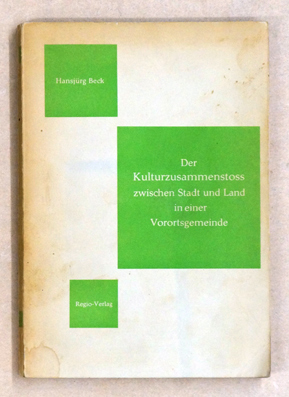 Der Kulturzusammenstoss zwischen Stadt und Land in einer Vorortsgemeinde