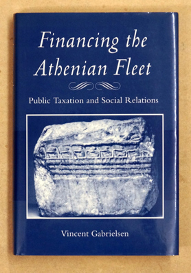 Financing the athenian fleet. Public taxation and social relations.