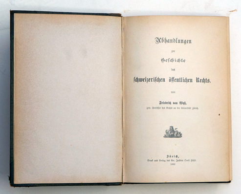 Abhandlungen zur Geschichte des schweizerischen öffentlichen Rechts.